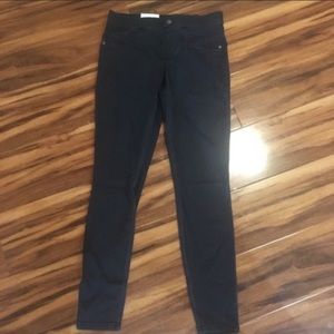 Utopia Hue Women’s Medium Grey Wash Jeggings